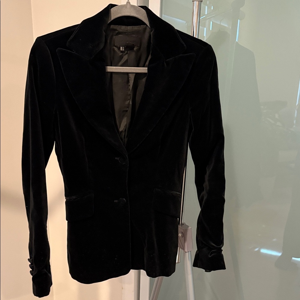 ZARA Black Velvet Fitted Blazer